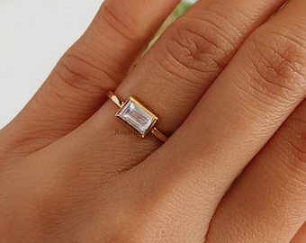 Emerald, Rectangle Ring, Bezel Set Ring, Bezel Set Engagement Ring ...