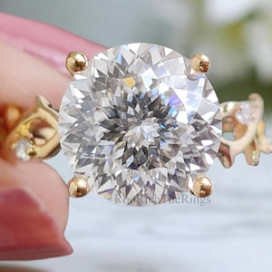 3.60 CT Portuguese Cut Colorless Moissanite Engagement Ring Yellow Gold Ring Wedding Ring Crossover Round Diamond Ring Gift For Her, R130