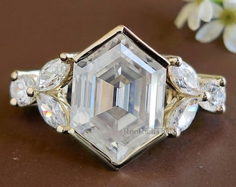 2.35 CT Hexagon Cut Lab Grown Diamond Ring, Geometric Engagement Ring, Unique Modern statement Bridal Ring, Minimalist Diamond Ring, R558