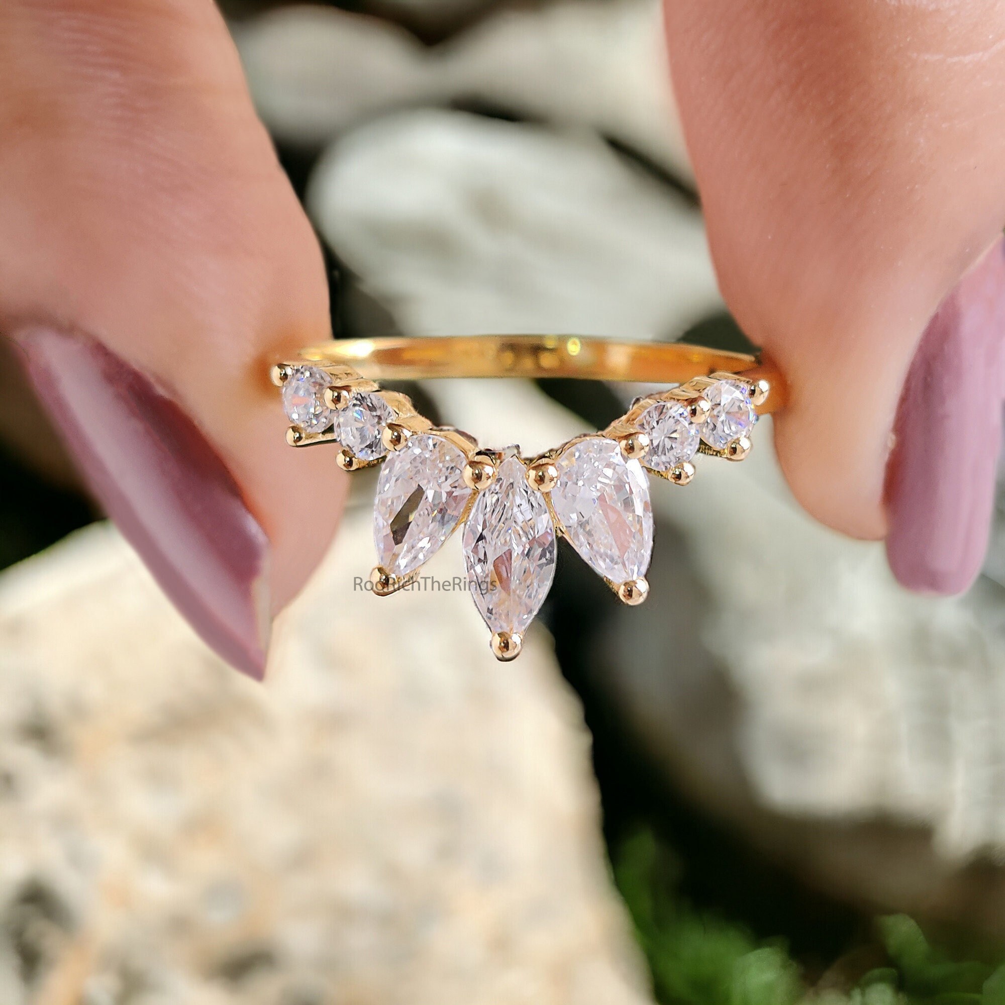 Curved Wedding Band Women Vintage Solid 14K Yellow Gold Moissanite ...