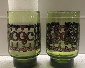 Bicchieri vintage Libbey verdi con dettagli in rame – Monogramma ‘CGC’, accessori da bar di metà secolo