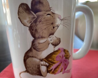 Vintage Otagiri Mouse and Nut Mug by Gibson Greeting Cards – 1980s Adorable Mouse Coffee Cup – Gift for Coffee or Animal Lover