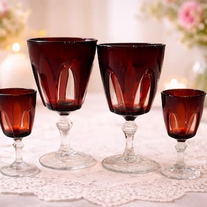 Copas de vino tinto rubí y copas de aperitivo vintage Luminarc - France Crystal Elegance