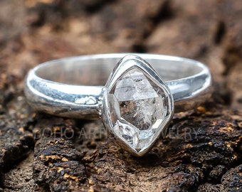 Raw Herkimer Diamond Ring, Herkimer Diamond Jewelry, Raw Crystal Ring for Her, Stacking Ring, Uncut Diamond Ring, April Birthstone, Gift