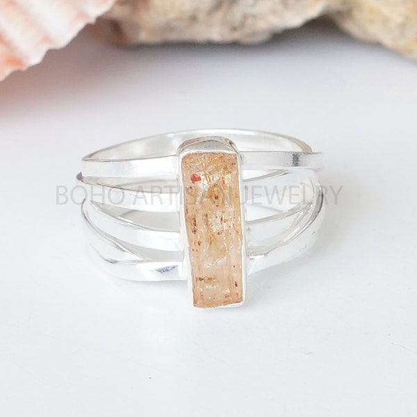 Imperial Topaz Spiral Ring, Long Bar Ring, Yellow Topaz Stick Ring, Topaz Jewelry, November Birthstone, Raw Crystal Ring, Gift for Her