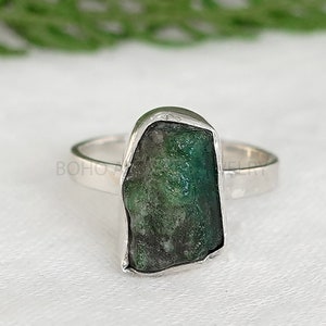 Raw Emerald Ring - Emerald Crystal Ring - Silver Handmade Ring - Boho Ring - Natural Emerald - Rough Stone Ring - Birthday Gift For Her
