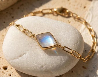 Pulsera de piedra lunar de oro de 14 quilates, pulsera de cadena de piedra lunar arcoíris, joyería hecha a mano, piedra natal minimalista de junio, regalo para mujer