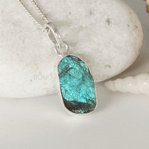 Raw Labradorite Pendant, Blue Labradorite Necklace, Raw Gemstone Jewelry, Handmade, Valentine&#39;s Day Gift, Healing Crystal, Gift For Her