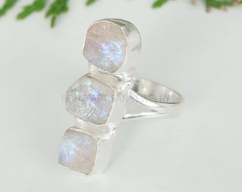 RAW Three Rainbow Moonstone Ring, Blue Fire Moonstone Jewelry, Moonstone Trilogy Ring, Dainty Jewelry, Rough Crystal, June Birthstone Gift