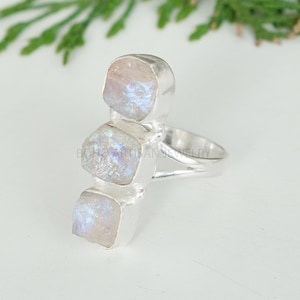 RAW Three Rainbow Moonstone Ring, Blue Fire Moonstone Jewelry, Moonstone Trilogy Ring, Dainty Jewelry, Rough Crystal, June Birthstone Gift