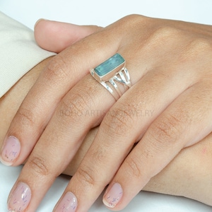 Raw Aquamarine Ring, Spiral Stick Ring, Aquamarine Pencil Ring, Twisted Band Ring, March Birthstone Jewelry, Handmade Ring, Unique Gift Ring