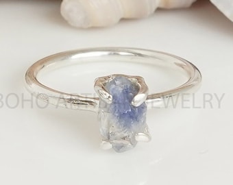 Blue Dumortierite Quartz Ring, Tiny Crystal Dumortierite Ring, Dumortierite Quartz Ring, Raw Crystal Ring, Uncut Stone Ring, Gift For Women.