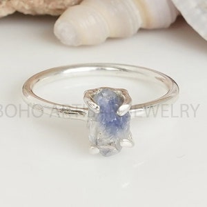 Blue Dumortierite Quartz Ring, Tiny Crystal Dumortierite Ring, Dumortierite Quartz Ring, Raw Crystal Ring, Uncut Stone Ring, Gift For Women.