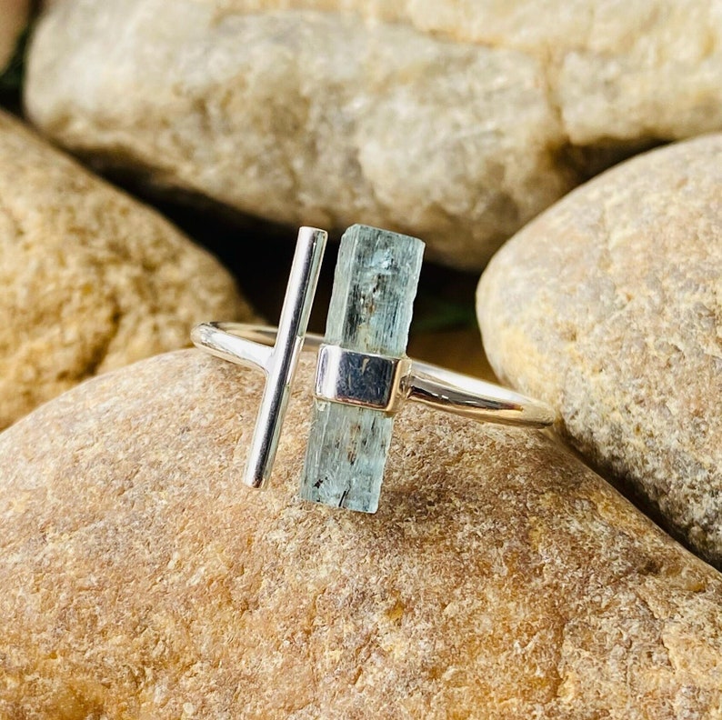 Raw Aquamarine Ring, Adjustable Aqua Silver Stick Ring, March Birthstone Jewelry, Aquamarine Stick, Silver Handmade Ring, Birthday Gift AQUAMARINE