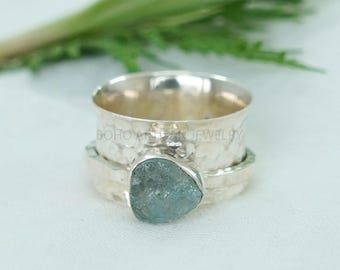 Raw Aquamarine Spinner Ring: Hammered Sterling Silver Band, March Birthstone