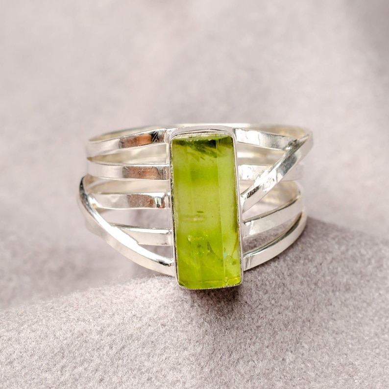 Raw Aquamarine Spiral Ring, Natural Bar Ring, Sterling Silver Jewelry, Aquamarine Ring, March Birthstone, Crystal Ring, Gift For Women PERIDOT