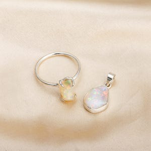 Opal Schmuck Set, äthiopischer Opal Anhänger, Feueropal Ring, handgemachter Silber Schmuck, Heilkristall, Oktober Geburtsstein Schmuck, Geschenk für sie