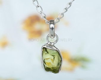 Raw Peridot Pendant, Peridot Crystal Pendant, August Birthstone, Raw Gemstone Pendant, Healing Crystal, Peridot Necklace - Gift for Her