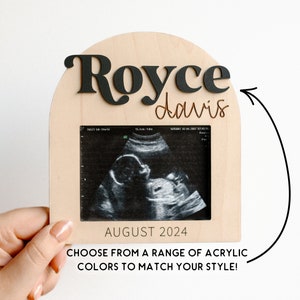 Marco de imagen de ultrasonido magnético personalizado / Anuncio personalizado del nombre del bebé / Anuncio de embarazo / Regalo para nuevos padres / Imán del refrigerador imagen 2