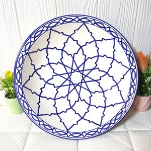 Handbeschilderd Marokkaans keramisch bord - Perfecte keramische serveerschaal - Keukengerei - Unieke wandschaal - Serveerschaal van aardewerk - Wanddecoraties voor thuis