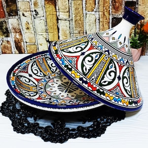 Handmade Moroccan Ceramic Tagine-Pottery Tagine For Serving Meals-Handcrafted Moroccan Tagine-Ceramic Serving Plate-Moroccan Pottery Tagines