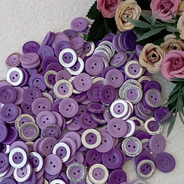 200 psc , 18 mm light and dark Lavender Buttons, Purple Buttons, Wholesale Bulk Buttons, Mix Crafting Jewelry Collect, Bag Crafting, 2holes