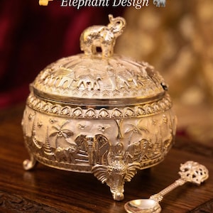 銀メッキ装飾ボウルとスプーン：彫刻入りプージャエッセンシャル