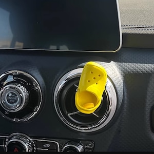 2Pcs Mini Shoes Car Vent Clips, Creative Car Air Vents Clip, Rubber Slipper Car Decoration, Cute Car Accessories, Little Shoes Car Diffuser