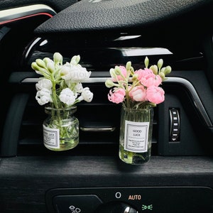 Cute Flower Car Fragrance, Vent Perfume Bottle Clip, Car vent Air Vent, Essential Oils Car Diffusers, Car Air Freshener, Car Decoration