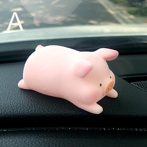 Cartoon Schwein Auto Ornament, Auto Armaturenbrett Dekor, niedliches  Autozubehör, lustiges Auto Dekor, Haus Tisch Dekor, Schwein Figur, Desktop  Accessoire - .de