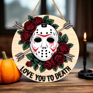 Halloween-dörrhängare med laserskärning, "Älskar dig till döds"-läskig mask med rosor, gotisk träväggskylt, Glowforge laserskärning