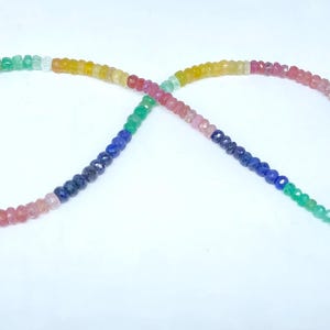 Collier de pierres précieuses arc-en-ciel : saphir, rubis, émeraude et plus encore bijoux en cristal