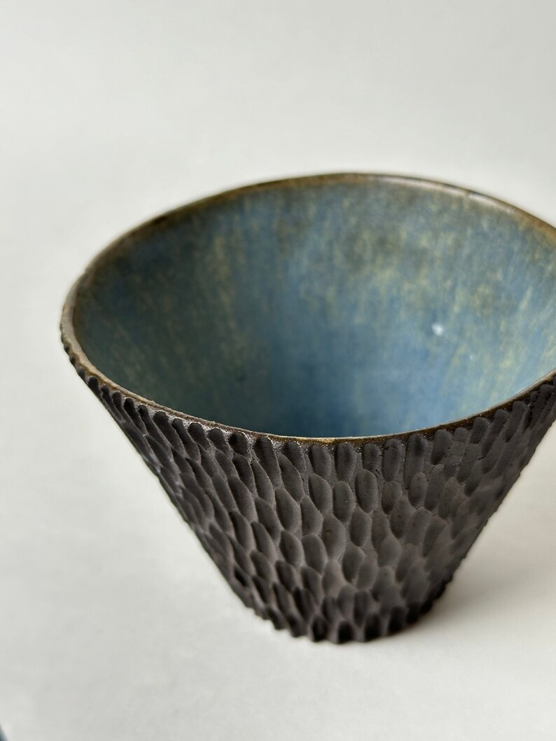 Japanese Style Ceramic Cup / Black Ceramic / Gift / Handmade Ceramic Cup / Carved Ceramic Mug / Chawan Matcha Japanese Ceremony / Matcha Tea image 2