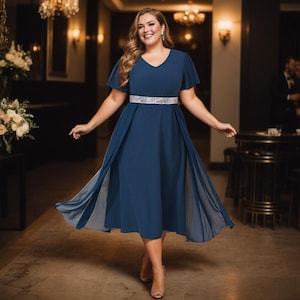 Zellè Plus Size V Neck Dark Blue A Line Mother of the Bride Groom Over 50s Formal Short Sleeve Formal Cocktail Knee Length Dress for Wedding