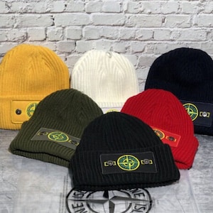 Stone island beanie button badge top