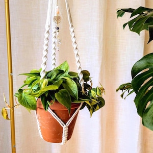 Macrame plant hanger no tassel with Naturals stones, Suncatchers & Gold Charms, Indoor hanging plant pot holder, Crystal suncatcher, Planter