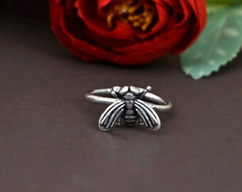 Silver Honey Bee Ring, Boho Jewelry