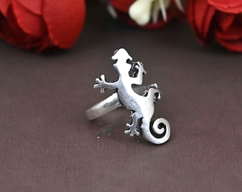 Silver Gecko Ring, Lizard Animal Jewelry