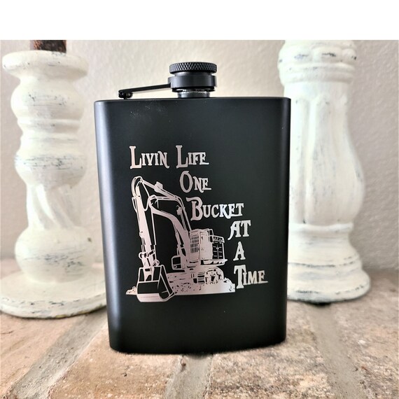 8oz BLACK Flower of Life Flask 8oz BLACK Flower of Life Flask