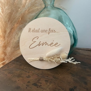 Carte bienvenue bébé/ carte naissance/ il était une fois/ maternité/ bois / fleurs séchées image 3