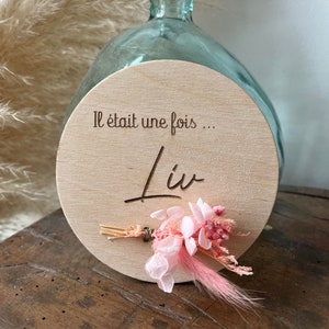 Carte bienvenue bébé/ carte naissance/ il était une fois/ maternité/ bois / fleurs séchées image 4