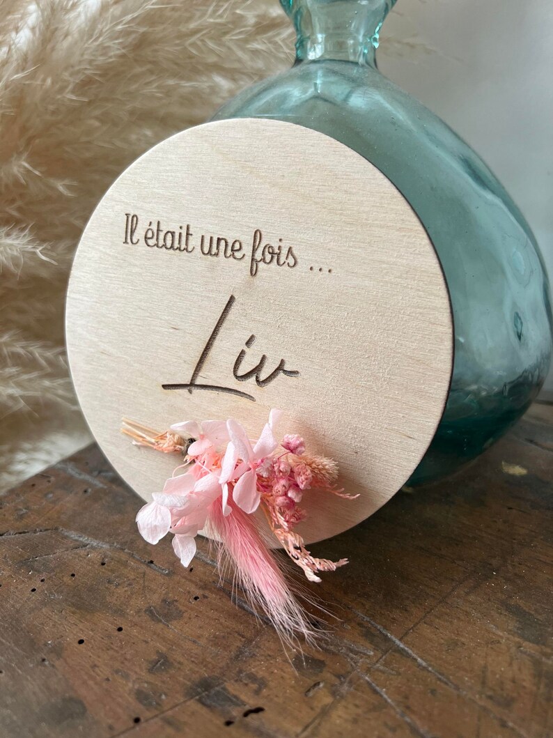 Carte bienvenue bébé/ carte naissance/ il était une fois/ maternité/ bois / fleurs séchées image 5