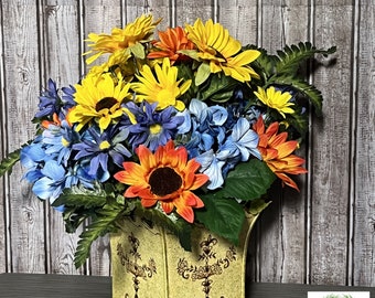 Summer Flower Arrangement, Sunflower Decor, Daisy Decor, Hydrangea Decor, Home Decor, Floral Arrangement, Metal Container