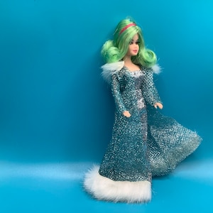 Dawn Pippa doll  LE outfit Neptune