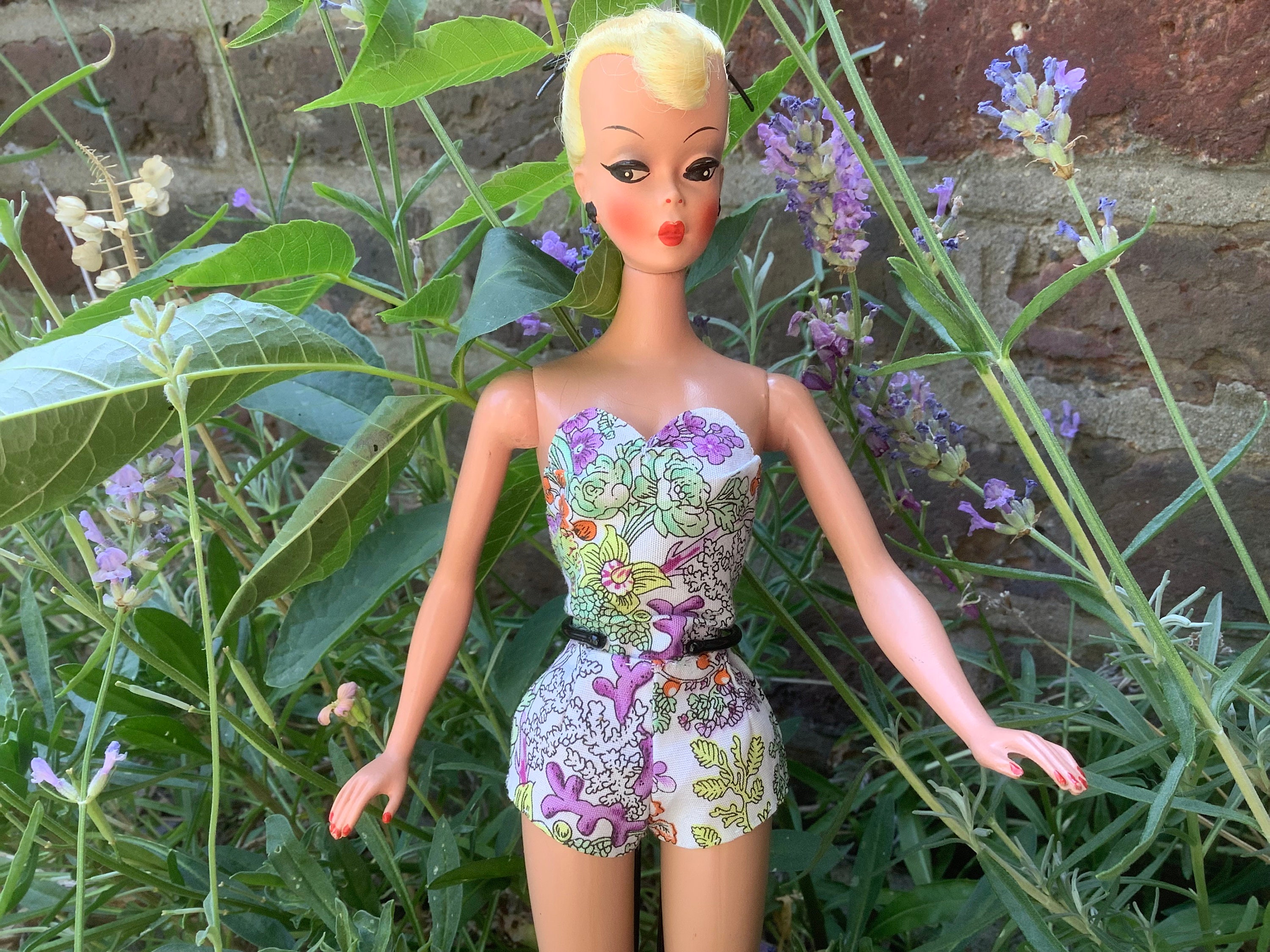 Green box barbie