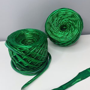 Metallic Emerald Yarn Premium, Glossing Thread Green, Knitting yarn, Metallic yarn for bags, Polyester yarn, DIY crochet basket