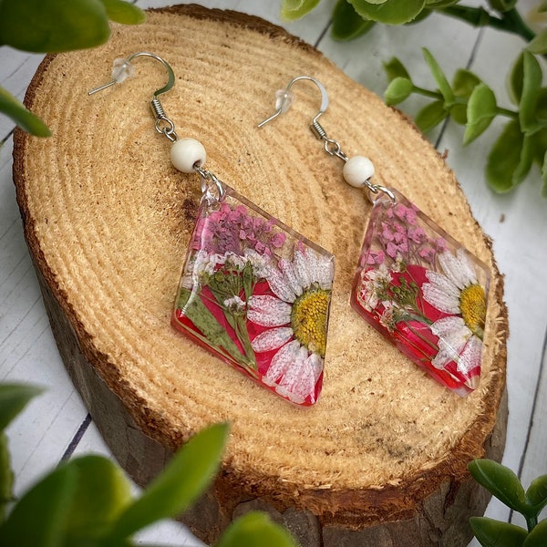Floral Resin Earrings, Pressed Flower Earrings, Spring Jewelry