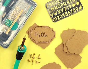 Kit para pirograbado: bolígrafo con puntas y plantilla