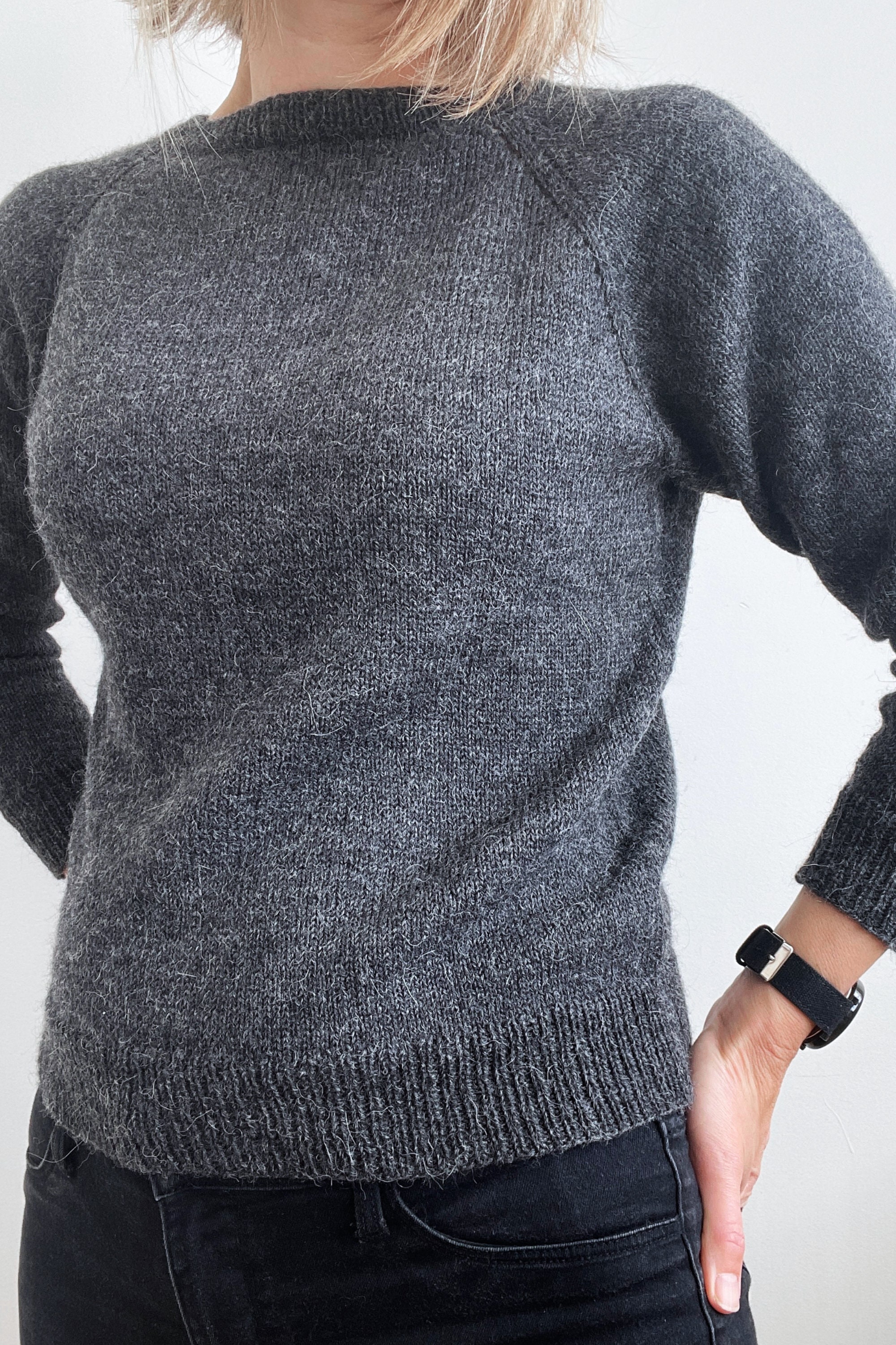 Knitting Pattern | Basic Pullover - 4 Patterns in 1