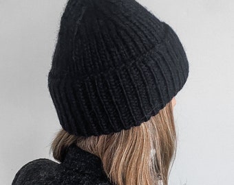 帽子 rosarymoon  Bucktail Knit Beanie  black ROSARYMOON Bucktail Knit Beanie BLACK（Knitting Pattern